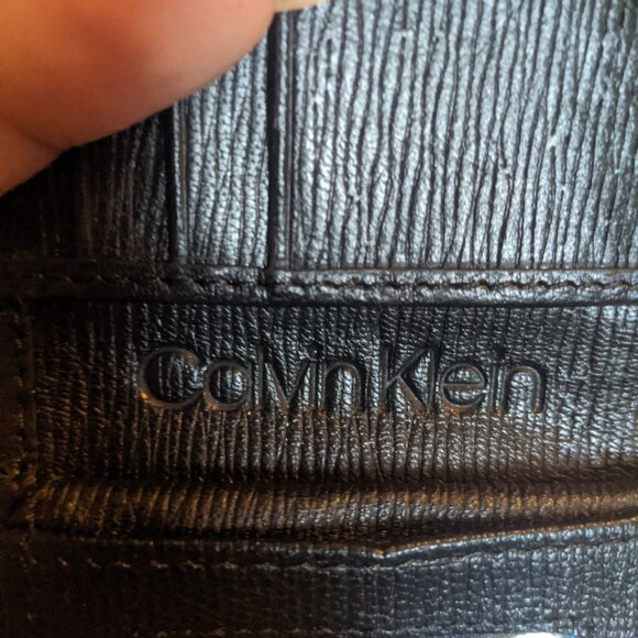 Calvin Klein Men Wallet - Picture 7 of 7